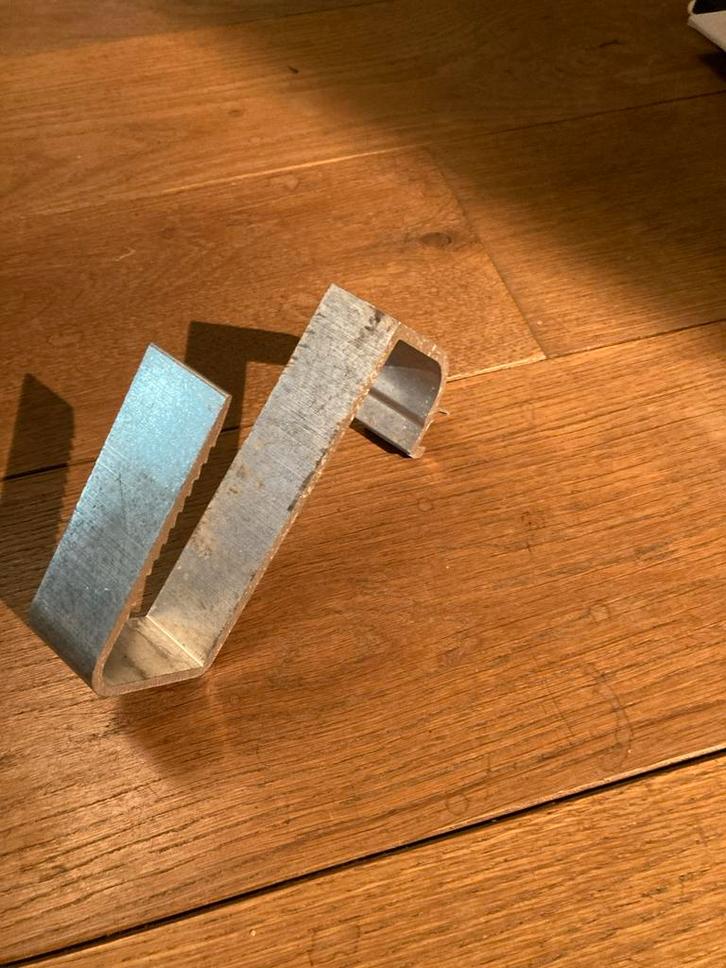 Zonnepanelen Beugels - Bevestigingsmateriaal, Doe-het-zelf en Verbouw, Overige Doe-het-zelf en Verbouw, Gebruikt, Ophalen of Verzenden