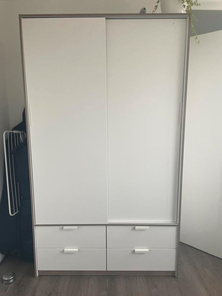 IKEA Trysil Kledingkast, Huis en Inrichting, Kasten | Kledingkasten, Zo goed als nieuw, 200 cm of meer, 100 tot 150 cm, 50 tot 75 cm