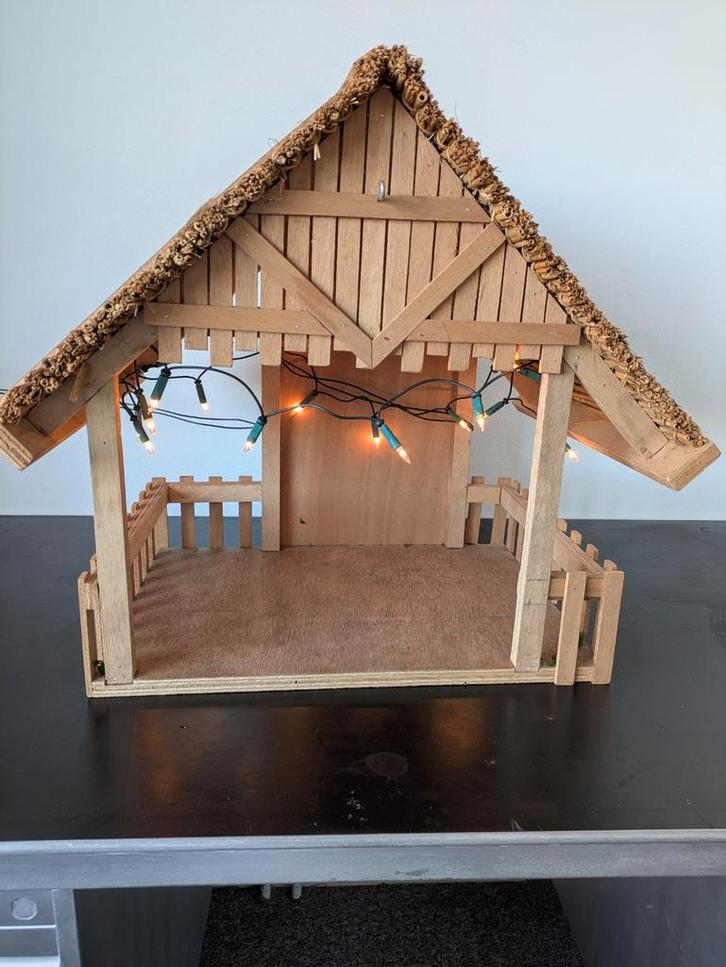 Kerststal met Beelden, Diversen, Kerst, Ophalen