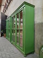 Vintage Houten Vitrinekast Groen | Half Hoge Vitrine Kast, Huis en Inrichting, Kasten | Vitrinekasten, 150 tot 200 cm, Ophalen of Verzenden