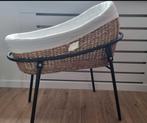 Mooie rotan wieg met standaard, Kinderen en Baby's, Babywiegjes en Ledikanten, Ophalen of Verzenden, Zo goed als nieuw, Wieg