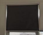 Verduisterend rolgordijn, Ophalen, 50 tot 100 cm, Zo goed als nieuw, Grijs