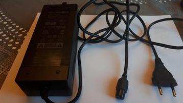 Fatbike OpLader 3 Pins MODEL JY-546200 nog in nieuwstaat beschikbaar voor biedingen