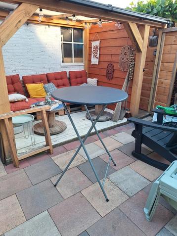 Sta tafel 80 cm beschikbaar voor biedingen