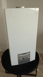 VAILLANT Turbomag gesloten geiser, Gebruikt, Geiser, Ophalen of Verzenden, 6 t/m 10 jaar oud