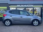Hyundai ix20 1.6i i-Catcher met Panorama dak ! Leder ! Navig, Voorwielaandrijving, Euro 5, Gebruikt, 4 cilinders