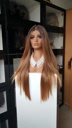 Basic Lace Pruik: Uitgroei naar Licht bruin  lichtere punten, Ophalen of Verzenden, Nieuw, Pruik of Haarverlenging