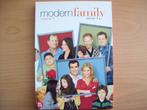 Modern Family, Seizoen 1 (4-DVD), Cd's en Dvd's, Dvd's | Tv en Series, Boxset, Komedie, Alle leeftijden, Ophalen of Verzenden