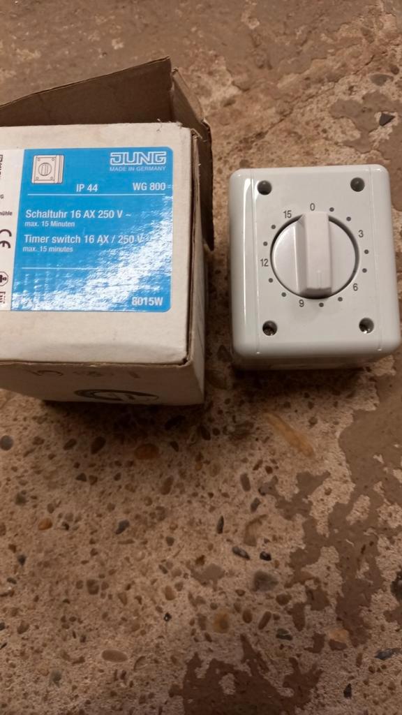 Jung WG800 (8015W) timer voor schakelklok, kunststof, grij, Doe-het-zelf en Verbouw, Elektra en Kabels, Nieuw, Ophalen of Verzenden