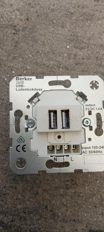Berker USB voeding inbouw beschikbaar voor biedingen