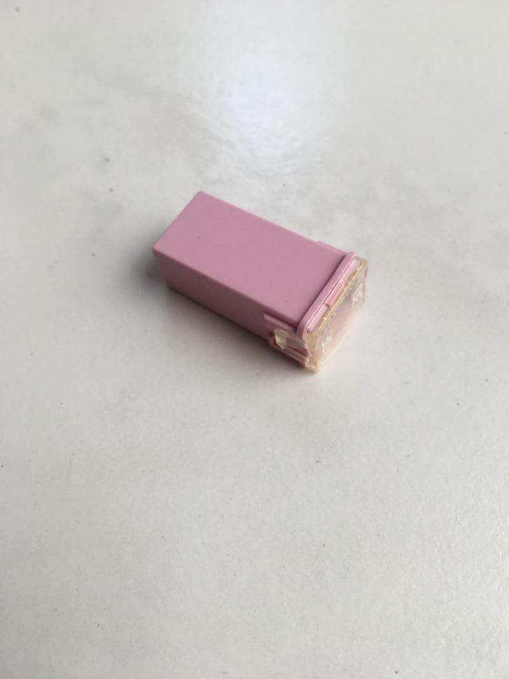 Te koop zekering 30A dodge ram, Auto diversen, Overige Auto diversen, Ophalen of Verzenden
