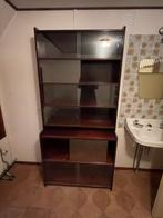Mooie houten kast met glazen deuren, Ophalen, Met plank(en), Gebruikt, 100 tot 150 cm