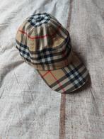 Burberry pet, Ophalen of Verzenden, Zo goed als nieuw, One size fits all