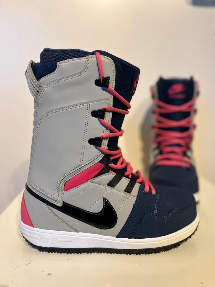 Nike vapen sb snowboard schoen 40, Sport en Fitness, Snowboarden, Zo goed als nieuw, Schoenen, Ophalen of Verzenden