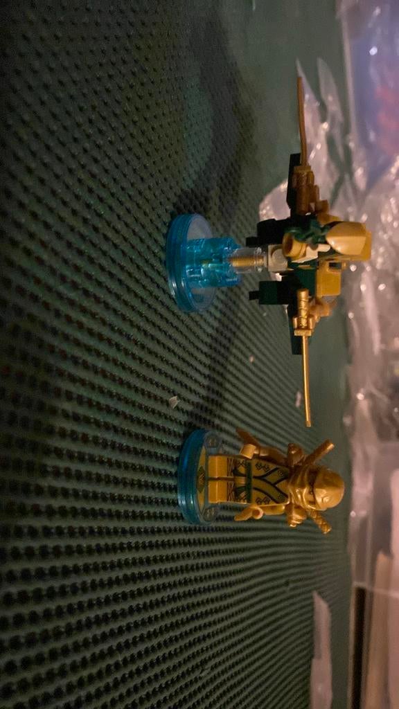 Oude goude lego ninjago loyd, Kinderen en Baby's, Speelgoed | Duplo en Lego, Ophalen of Verzenden, Zo goed als nieuw, Losse stenen
