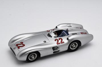 1:18 Mercedes W196R #22 Hans Hermann France 1954 CMC M-128C beschikbaar voor biedingen