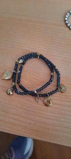 Trendy kralen armband met bedels, Overige materialen, Blauw, Ophalen of Verzenden, Zo goed als nieuw