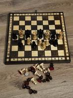 Unieke Chess Schaakspel  Hout kist je Bord, Ophalen of Verzenden, Zo goed als nieuw
