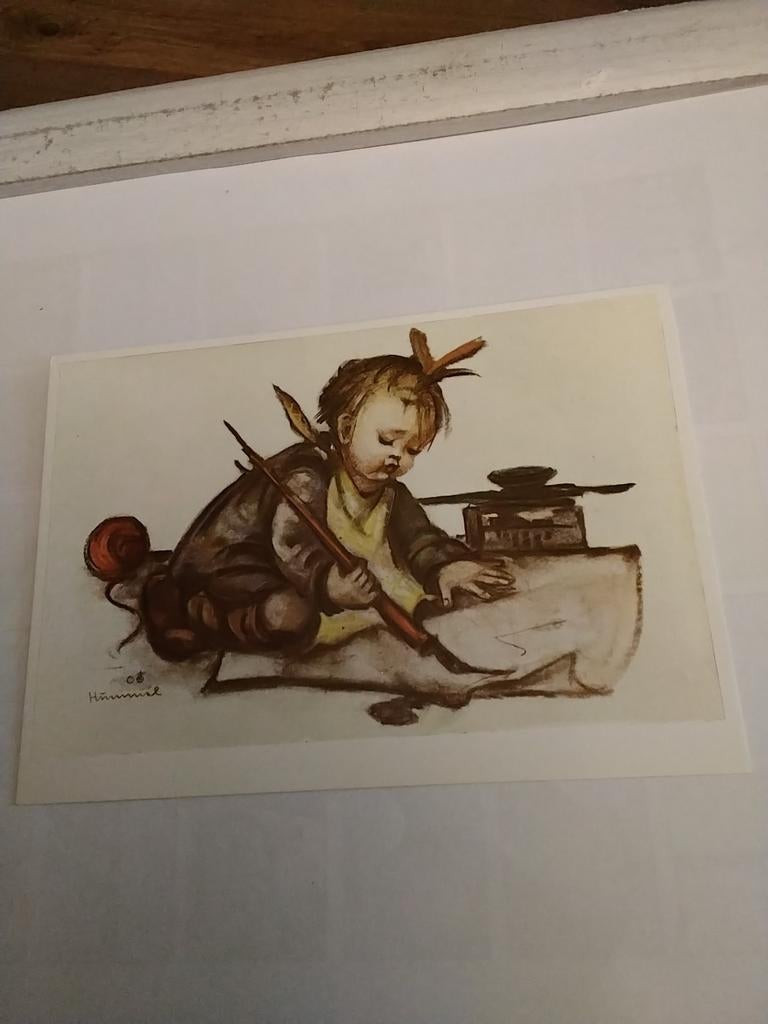 HUMMEL.   MEISJE. MAAKT. KUNSTWERK, Verzamelen, Ansichtkaarten | Themakaarten, Ophalen of Verzenden, 1940 tot 1960, Kinderen