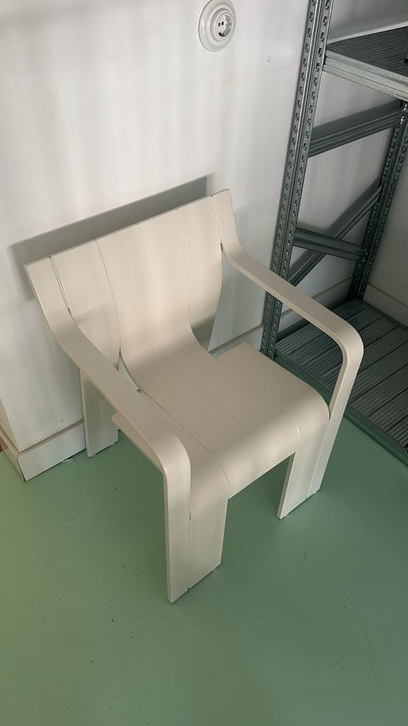 Gijs Bakker Strip Chair - Castelijn Design Klassieker, Huis en Inrichting, Stoelen, Zo goed als nieuw, Eén, Hout, Wit, Ophalen