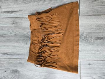Rokje met sliertjes van mango  beschikbaar voor biedingen