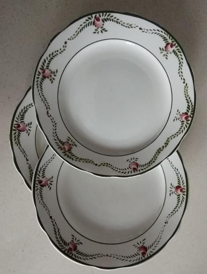 Nimy Imperial Royal 3 kleine en 2 grote borden bont vintage, Antiek en Kunst, Antiek | Keramiek en Aardewerk, Ophalen of Verzenden