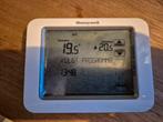 Te koop Honeywell Touchscreen klokthermostaat (TH200G1004), Doe-het-zelf en Verbouw, Thermostaten, Ophalen of Verzenden, Zo goed als nieuw