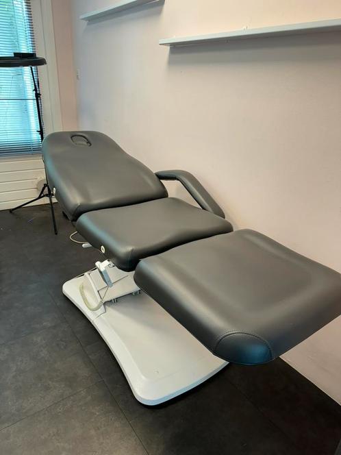 Elektrische behandelstoel, Diensten en Vakmensen, Schoonheidsspecialisten | Overige, Huidbehandeling, Massage, Ontharing, Visagie