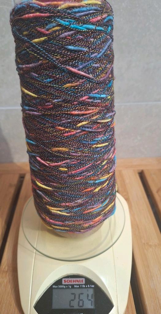 Garen op cone., Hobby en Vrije tijd, Breien en Haken, Zo goed als nieuw, Breien of Haken, Wol of Garen, Ophalen of Verzenden