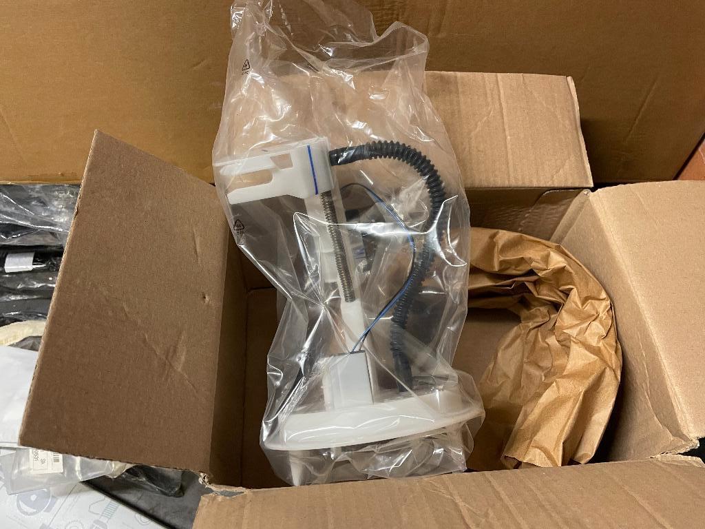 mercedes c w204 tankvlotter a2044700694 brandstofpomp, Ophalen of Verzenden