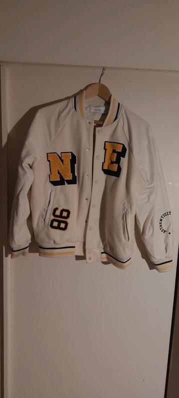 Bershka Tussenjas Meisje XS beschikbaar voor biedingen