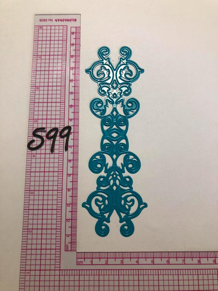 Snijmallen deel 27, Hobby en Vrije tijd, Kaarten | Zelf maken, Zo goed als nieuw, Pons of Mal, Overige thema's, Ophalen of Verzenden