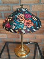 Tiffany lamp met mooi bloemmotief, Huis en Inrichting, Ophalen, Gebruikt, Glas, Minder dan 50 cm