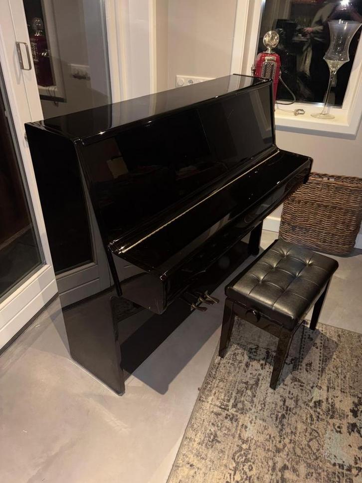 Schiedmayer Stuttgart Piano - Klassiek en Elegant, Muziek en Instrumenten, Piano's, Gebruikt, Piano, Zwart, Hoogglans, Ophalen