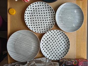 Kasitoo Xenos Dinerborden - Set van 4 beschikbaar voor biedingen