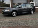 Volvo V70 2.0T Momentum AUT CRUISE/ECC-AIRCO/PDC/LEDER, Euro 5, 4 cilinders, Parkeersensor, 203 pk