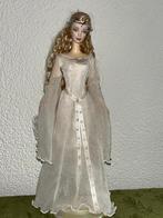 Mooie Barbie pop in witte jurk, Kinderen en Baby's, Speelgoed | Poppen, Ophalen of Verzenden, Zo goed als nieuw, Barbie
