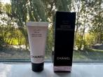 Chanel Le Lift serum 5 ml, Sieraden, Tassen en Uiterlijk, Uiterlijk | Gezichtsverzorging, Verzenden, Nieuw, Gehele gezicht
