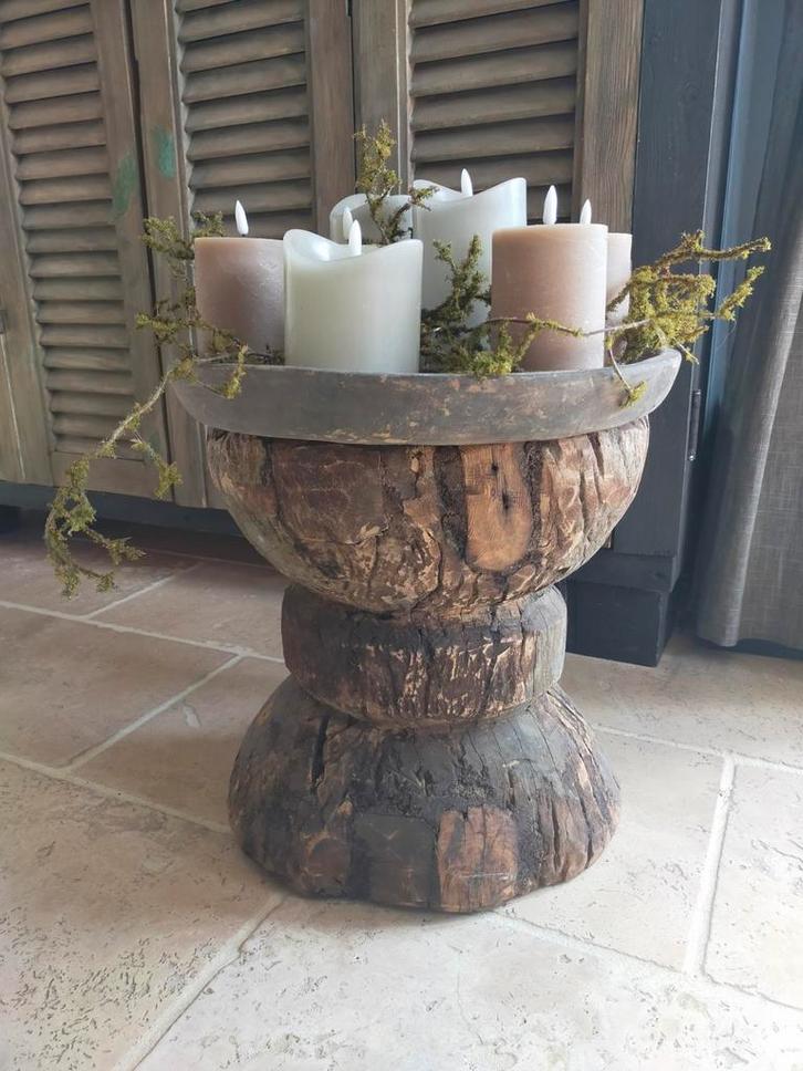 Sober stoere oude vijzel / krukje, Antiek en Kunst, Curiosa en Brocante, Ophalen