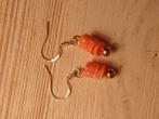 Oranje oorbellen ( zelfgemaakte ), Sieraden, Tassen en Uiterlijk, Oorbellen, Ophalen of Verzenden, Zo goed als nieuw, Oranje, Overige materialen