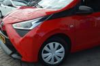 Toyota Aygo 1.0 VVT-i x-fun |5DRS| AIRCO|NIEUWMODEL|BLUETOOT, Stof, Gebruikt, Met garantie (alle), 4 stoelen
