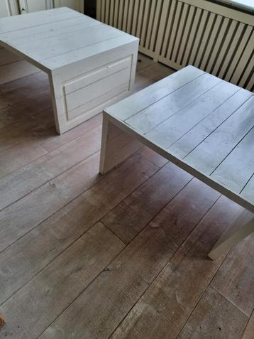 Houten salontafels (2) kan ook per stuk beschikbaar voor biedingen