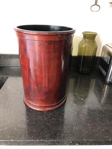 Mooie oude houten paraplu / prullen bak  beschikbaar voor biedingen