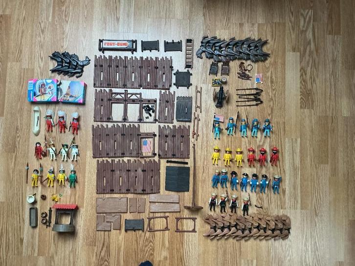 Playmobil fort met groot assortiment cowboys en indianen, Kinderen en Baby's, Speelgoed | Playmobil, Gebruikt, Los playmobil, Ophalen of Verzenden