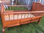 Antiek ledikant / baby bedje, Ophalen, Zo goed als nieuw, Ledikant