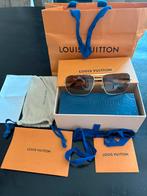 Louis Vuitton Atittude zonnebril met bon!, Sieraden, Tassen en Uiterlijk, Zonnebrillen en Brillen | Heren, Zonnebril, Overige kleuren