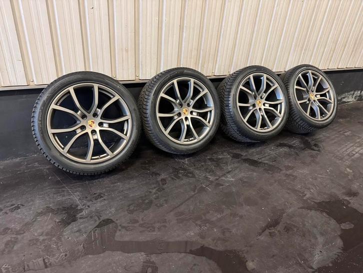 Porsche Cayenne 21 Inch Winterset Nieuwe Banden!, Auto-onderdelen, Banden en Velgen, Banden en Velgen, Winterbanden, 21 inch, 315 mm