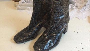 Zara enkellaarzen maat 37, nette staat beschikbaar voor biedingen