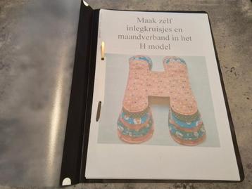 Patronen boekje wasbare inlegkruisjes in H model 18 tot 30cm beschikbaar voor biedingen