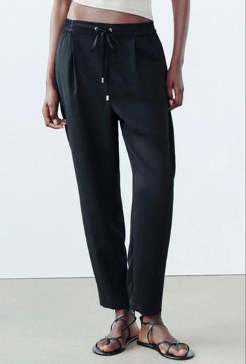 Zara zwarte losse pantalon elastieken band, harem model, S/M beschikbaar voor biedingen